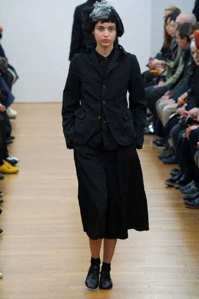 Look 14
